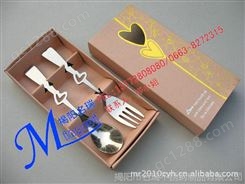 镂空心形叉子勺子情侣套装 创意便携不锈钢餐具礼盒