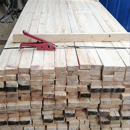 禄森木业山东建筑木方厂家直供建筑木方工地工程木方加工厂