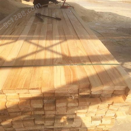 禄森优质工程木方批发销售室内外工程常用木方耐腐可定制