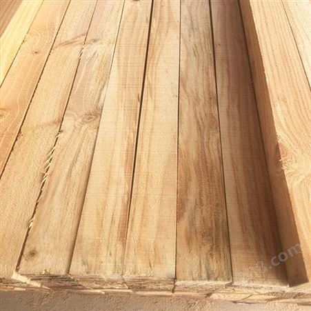 现货供应建筑木材种类齐全 耐磨损原木材 板材建筑生态木