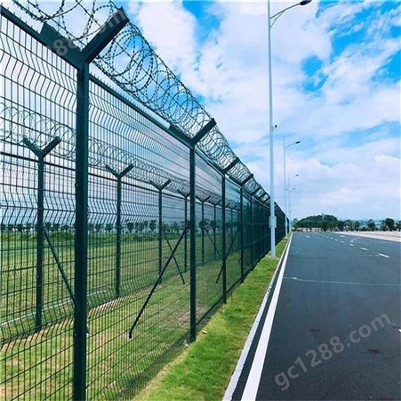 机场护栏网 盐  城浸塑防护跑道防护铁丝网隔离围网2.5m 可定制