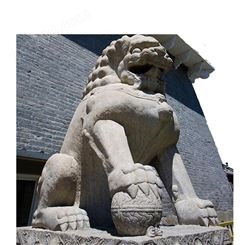 旭兴厂家供应青石石狮子 园林景区摆件石狮子 仿古石雕狮子
