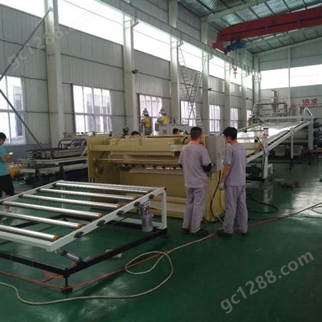 PE厚板材机械PP厚板材生产线塑料厚板材机器生产厂家