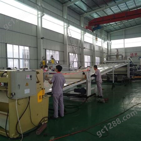 PE厚板生产线PP厚板设备塑料厚板机械厂家