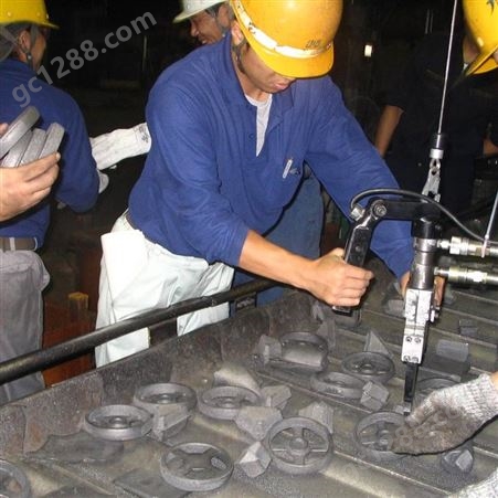 广东珠海铸件浇冒口分离器 铸件浇道击断器 性价比高鲁巨山